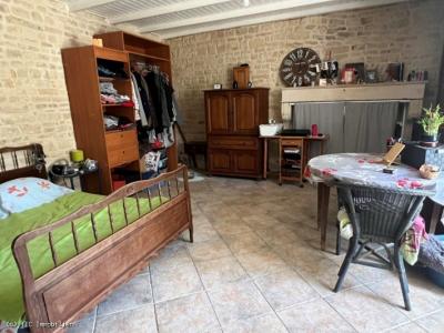 &#8364;304500 - Beautiful Old House With Large Plot And Numerous Outbuildings