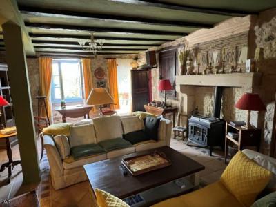 &#8364;228700 - Beautiful Charentaise House With A Pleasant Private Courtyard