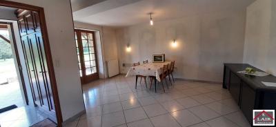 Maison Avec 2ha A Vendre, A 10 Kml De Sees