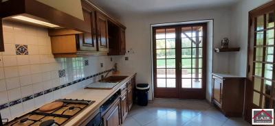 Maison Avec 2ha A Vendre, A 10 Kml De Sees