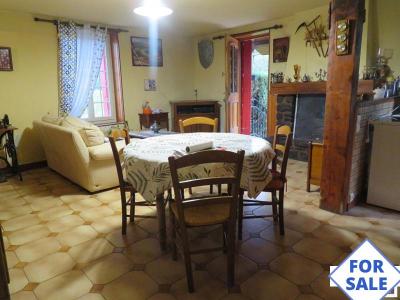 3 Bedrooms - Maison - Basse-normandie - For Rent - E11820