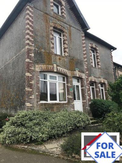 2 Bedrooms - Maison - Pays-de-la-loire - For Rent - A11579