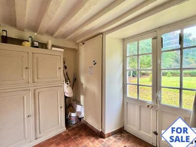 4 Bedrooms - Demeure De Prestige - Pays-de-la-loire - For Rent - A11780