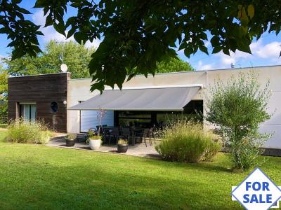 5 Bedrooms - Demeure De Prestige - Pays De La Loire - For Rent - 11883