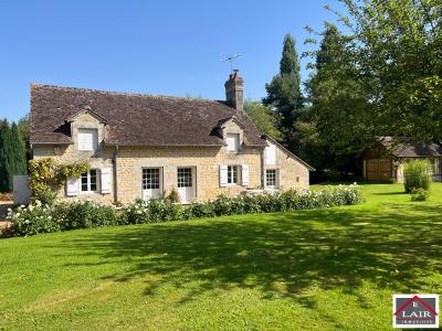 Maison A Vendre Avec Dependances Sur Un Terrain De 8000m2