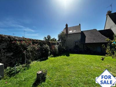 Maison De Ville Avec Jardin Et Garage