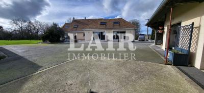 4 Bedrooms - Maison - Basse-normandie - For Rent - S12244