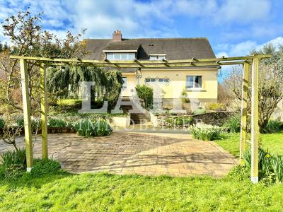 6 Bedrooms - Maison - Basse-normandie - For Rent - 12147