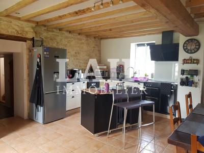 5 Bedrooms - Maison - Basse-normandie - For Rent - S12344