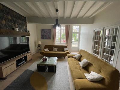 Rare Maison De Caractere Avec Terrasse En Plein Coeur De Fresnay,