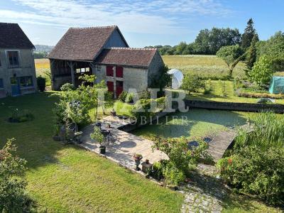 Propriete A Vendre Sur 5.5 Hectares