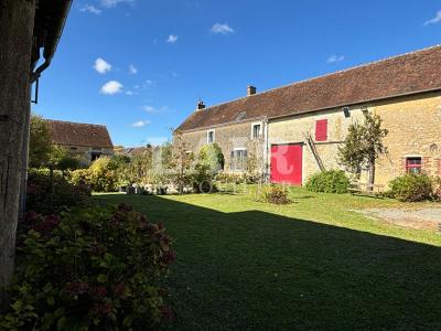Propriete A Vendre Sur 5.5 Hectares