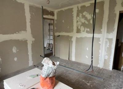 &#8364;55000 - House To Finish Renovating