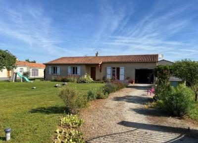 &#8364;149800 - Bungalow 4 Bedrooms Near Ruffec