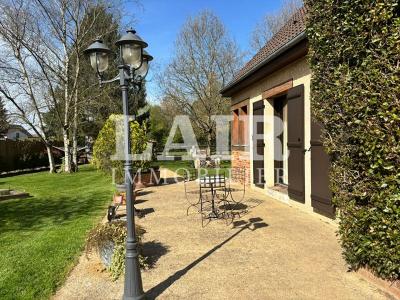 Rare A La Vente - Maison De Bonne Construction, A Alencon, Avec 4,6 Hectares D\'herbages.