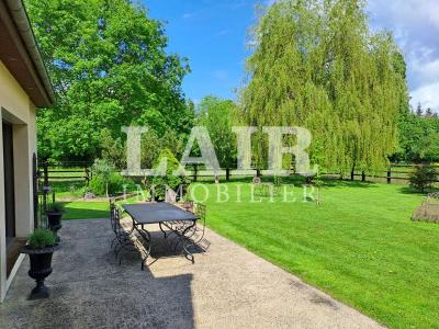 Rare A La Vente - Maison De Bonne Construction, A Alencon, Avec 4,6 Hectares D\'herbages.