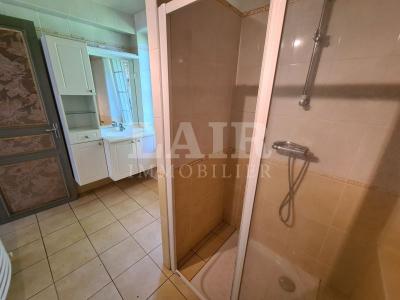 Ensemble Immobilier A 12kms De Sees