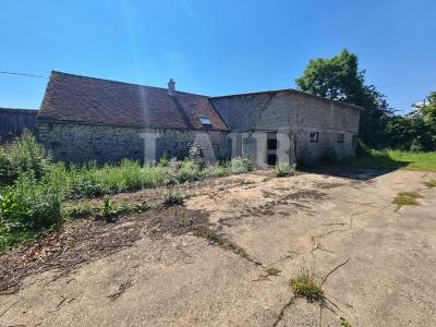 Ensemble Immobilier A 12kms De Sees