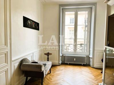 Superbe Appartement A Alencon Avec Ascenseur Jardin Et Parking