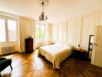 Superbe Appartement A Alencon Avec Ascenseur Jardin Et Parking