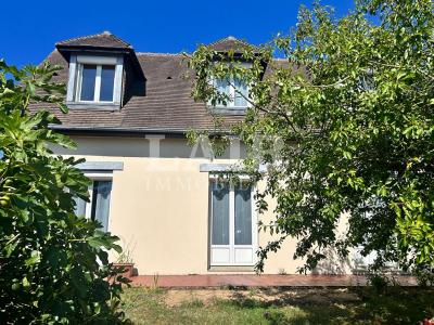 Maison De 90 M2 A Seulement 5 Minutes D\'argentan