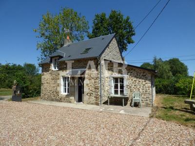 Maison Proche Pre En Pail Saint Samson