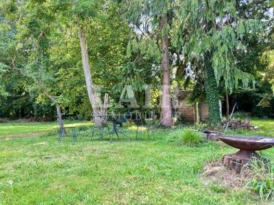 Jolie Maison En Pierre, Sur 1hectare, A Vendre A Conde-sur-sarthe
