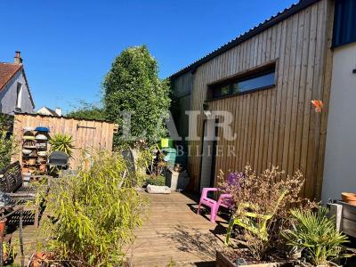 Loft A Alencon Avec Atelier De 300 M2 Et Jardinet