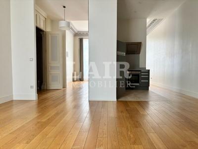 Bel Appartement De Standing A Vendre En Plein Centre D\'alencon Avec Studio Attenant.