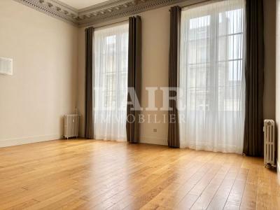 Bel Appartement De Standing A Vendre En Plein Centre D\'alencon Avec Studio Attenant.