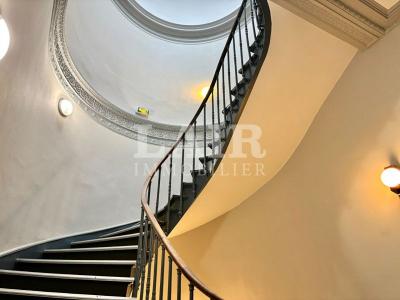 Bel Appartement De Standing A Vendre En Plein Centre D\'alencon Avec Studio Attenant.