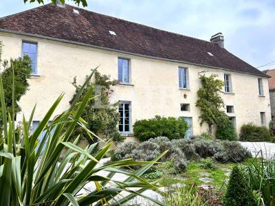 Demeure De Caractere A 20 Min D\'argentan Avec Dependances Et Hectares