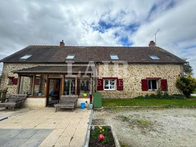 Maison De Campagne Proche De La Gare De L\'aigle.