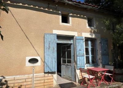 &#8364;149800 - Pretty 3 Bedroom House With Studio, Outbuildings And Garden