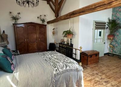 &#8364;234000 - Beautiful Old Detached Stone Property With Barn And Mature Gardens