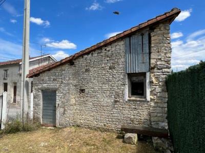 &#8364;91398 - Pretty Old House With Garden And Outbuildings