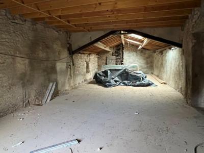 &#8364;60000 - Village House With Garden To Finish Renovating