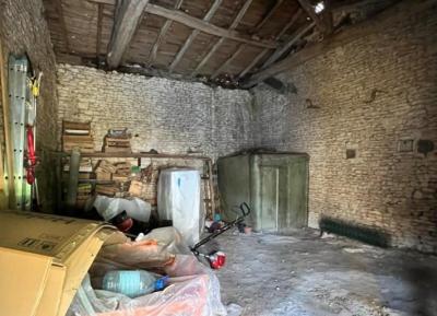 &#8364;102950 - Pretty Old House With Garden And Outbuildings