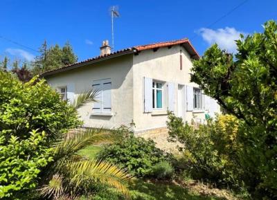 &#8364;57000 - Detached Bungalow : 2 Bedrooms With Garden Just Outside Of Ruffec