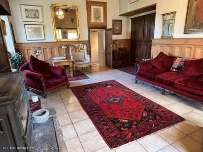 &#8364;315750 - 17th Century Unique \"relais De Poste\" Offering 4 Bedrooms And Heaps Of Character