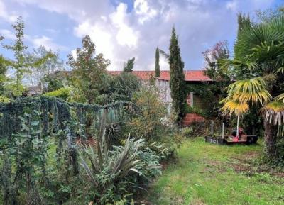 &#8364;180850 - Beautiful Stone House With Lovely Garden And Many Outbuildings