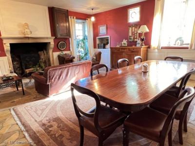 &#8364;315750 - 17th Century Unique \"relais De Poste\" Offering 4 Bedrooms And Heaps Of Character