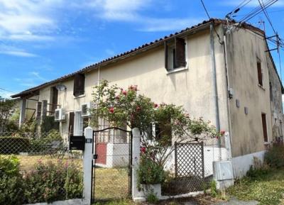 &#8364;91398 - Pretty Old House With Garden And Outbuildings