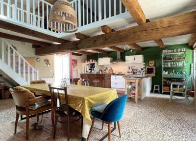 &#8364;349950 - Gorgeous Farmhouse With Beautiful Living Space And Walled Garden