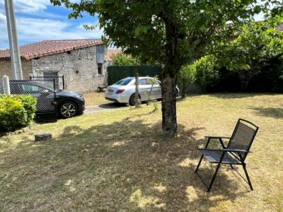 &#8364;91398 - Pretty Old House With Garden And Outbuildings