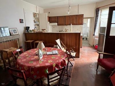 &#8364;91400 - Rental Investment - Group Of 3 Properties Close To The Shops. 2 Already Rented