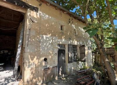 &#8364;149800 - Pretty 3 Bedroom House With Studio, Outbuildings And Garden