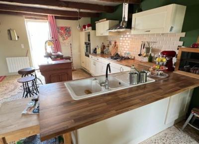 &#8364;349950 - Gorgeous Farmhouse With Beautiful Living Space And Walled Garden