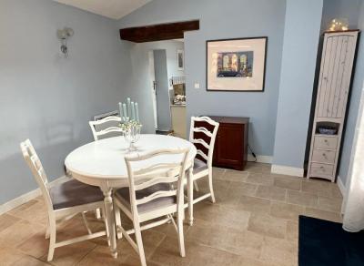 &#8364;249950 - Superb 3 Bedroom Stone House With Heated Swimming Pool