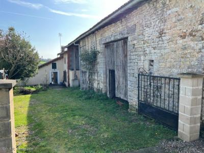 &#8364;123650 - Magnificent Views : 2 Bedroom House With Garden/woodland & River Frontage